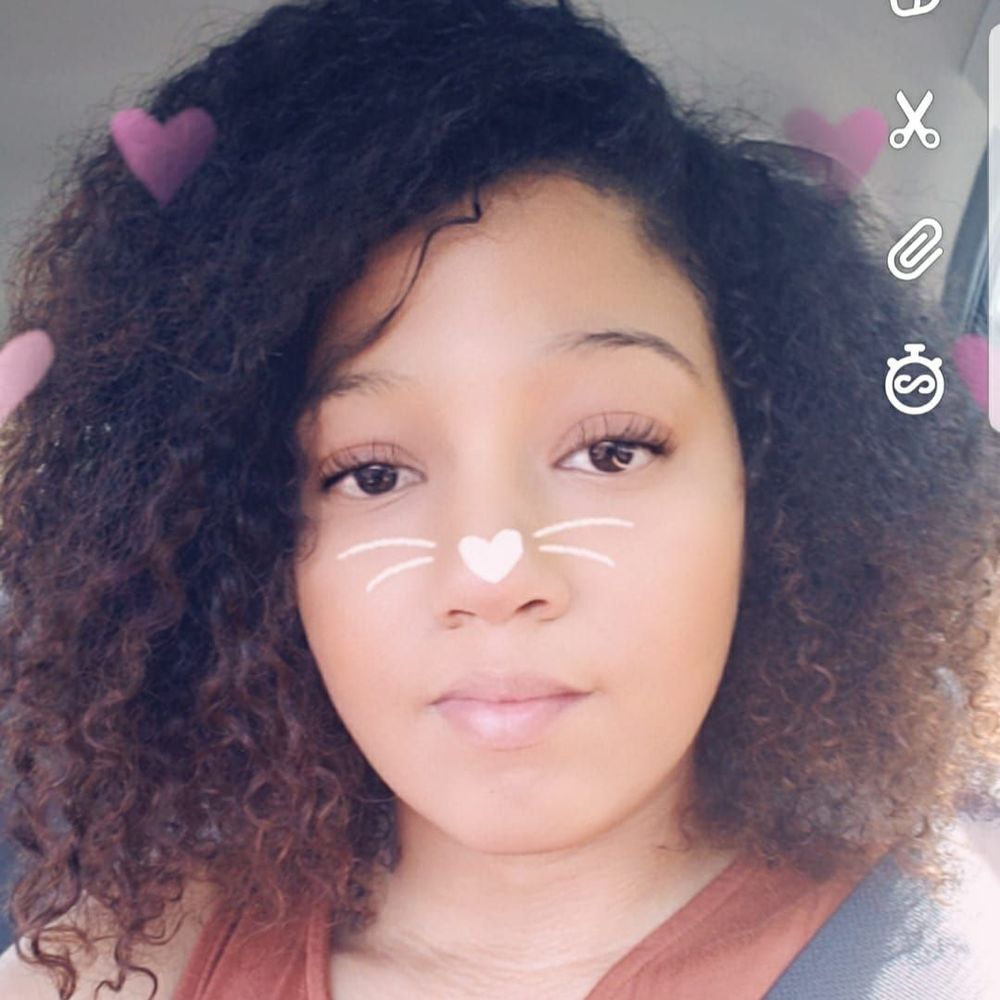 Meet your Posher, Aleshia